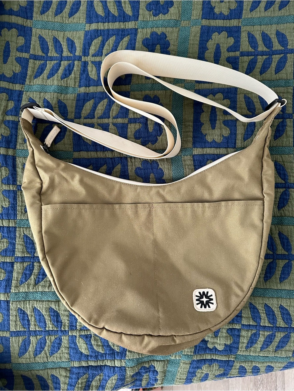 Walker Family Goods Bay Bag in Olive